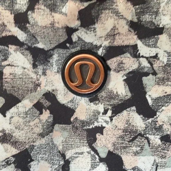 Lululemon bag - Picture 3 of 6